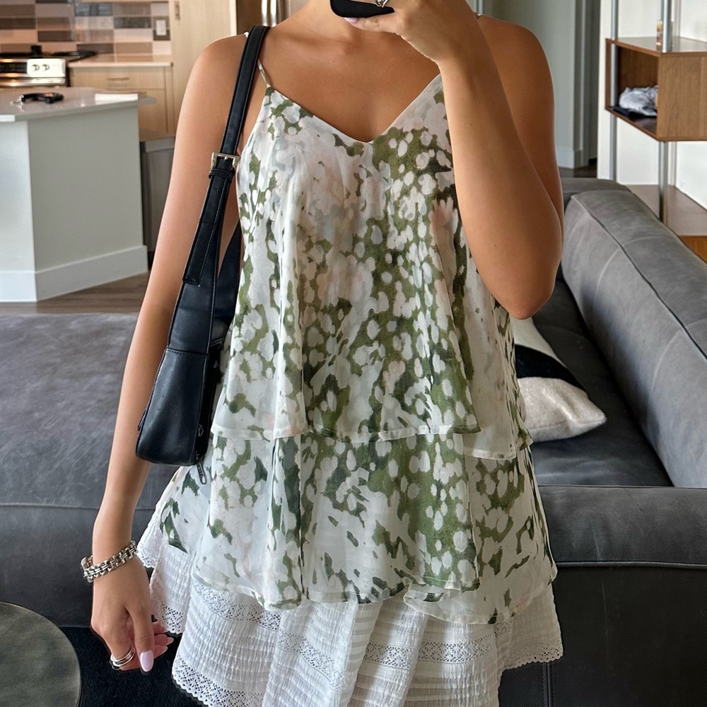 Vintage Tiered Tank